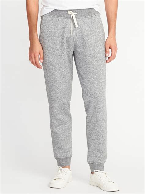 Joggers & Sweatpants (372) .